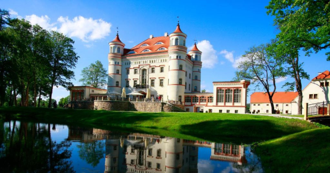 hotely v Polsku na hradech a zámcích